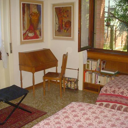 Bed and Breakfast La Casa Creativa à Lomnago Extérieur photo